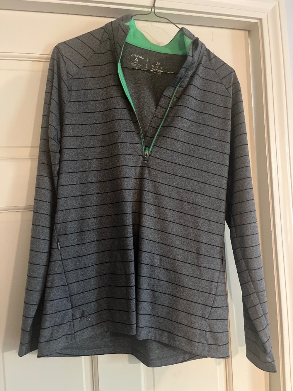 Women medium Antigua half zip